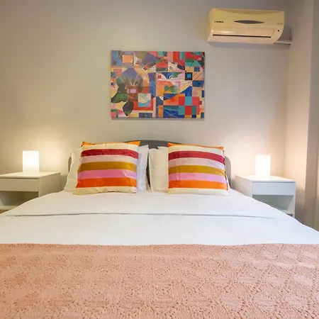 Fourlex Single Detached House - 2 Bathrooms - Location - Private Terrace *