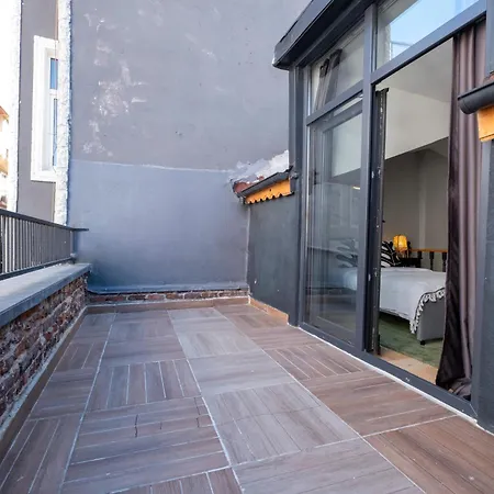Fourlex Single Detached House - 2 Bathrooms - Location - Private Terrace * اسطنبول