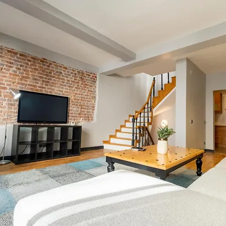 Fourlex Single Detached House - 2 Bathrooms - Location - Private Terrace イスタンブール